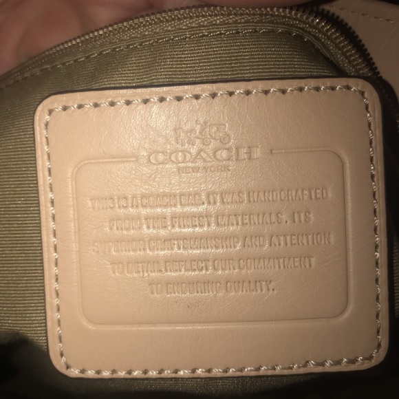 Authentic Coach Purse 👜 - Picture 3 of 4